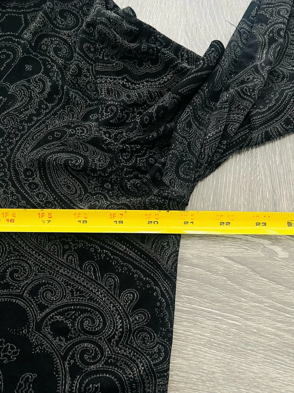 Chicos Travelers Top Sz 3~XL Black Brown Paisley Slinky Knit Career Turtleneck
